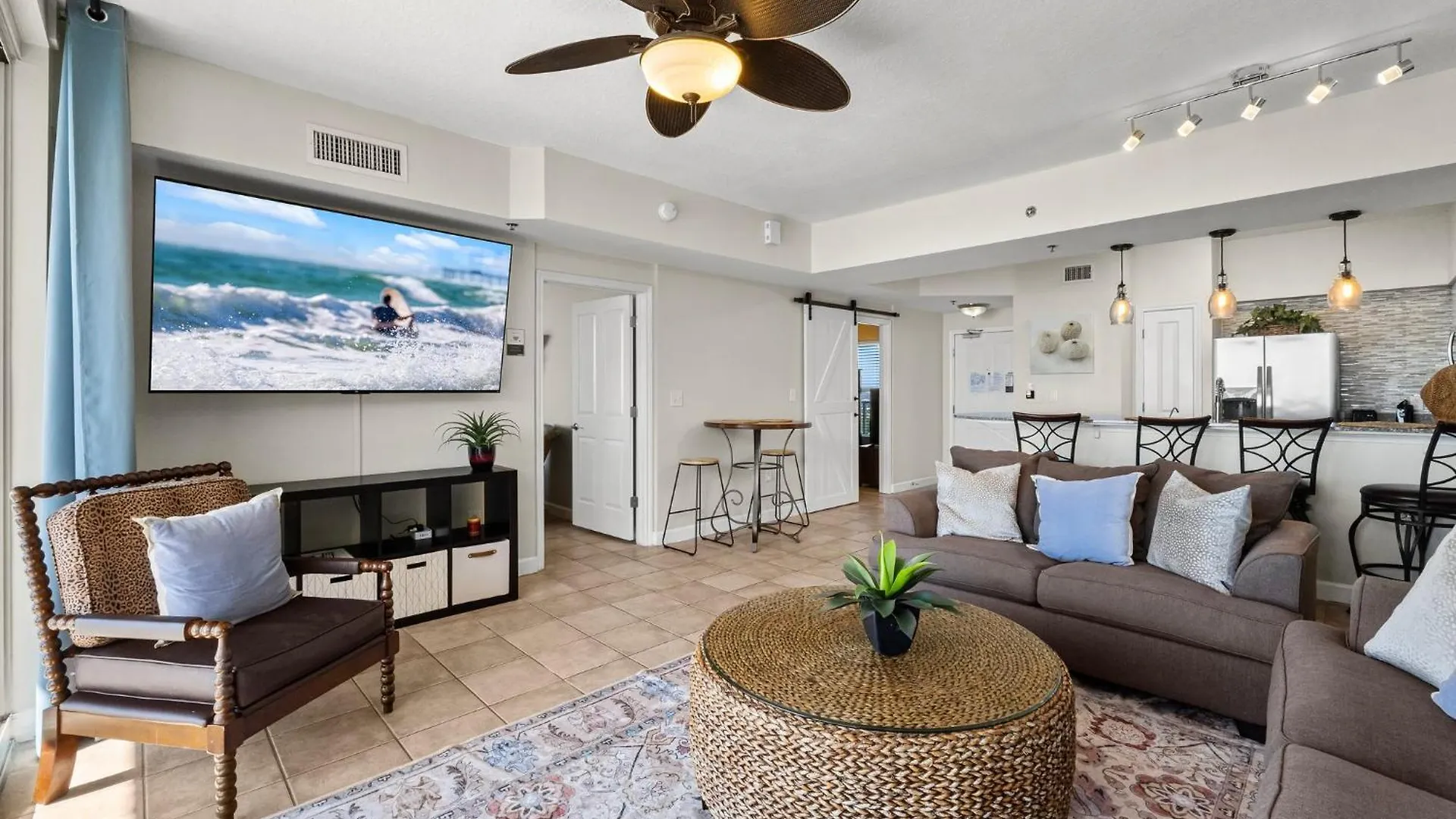 Beachfront Retreat! Spacious Resort Condo With Great Views! By Dolce Vita Getaways Pcb! Panama City Beach Διαμέρισμα
